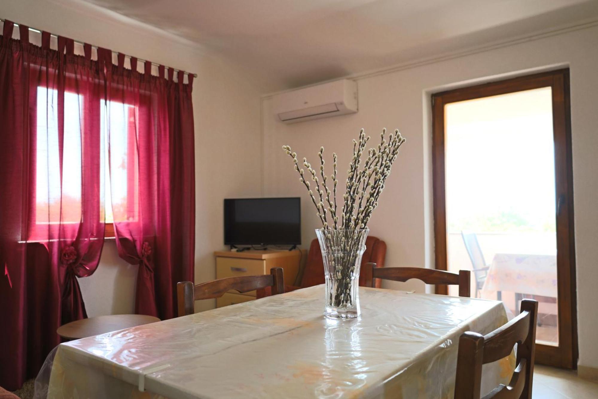 Apartment Zita With 1 Bedroom In Relaxing Surroundings Near Umag Umago Esterno foto